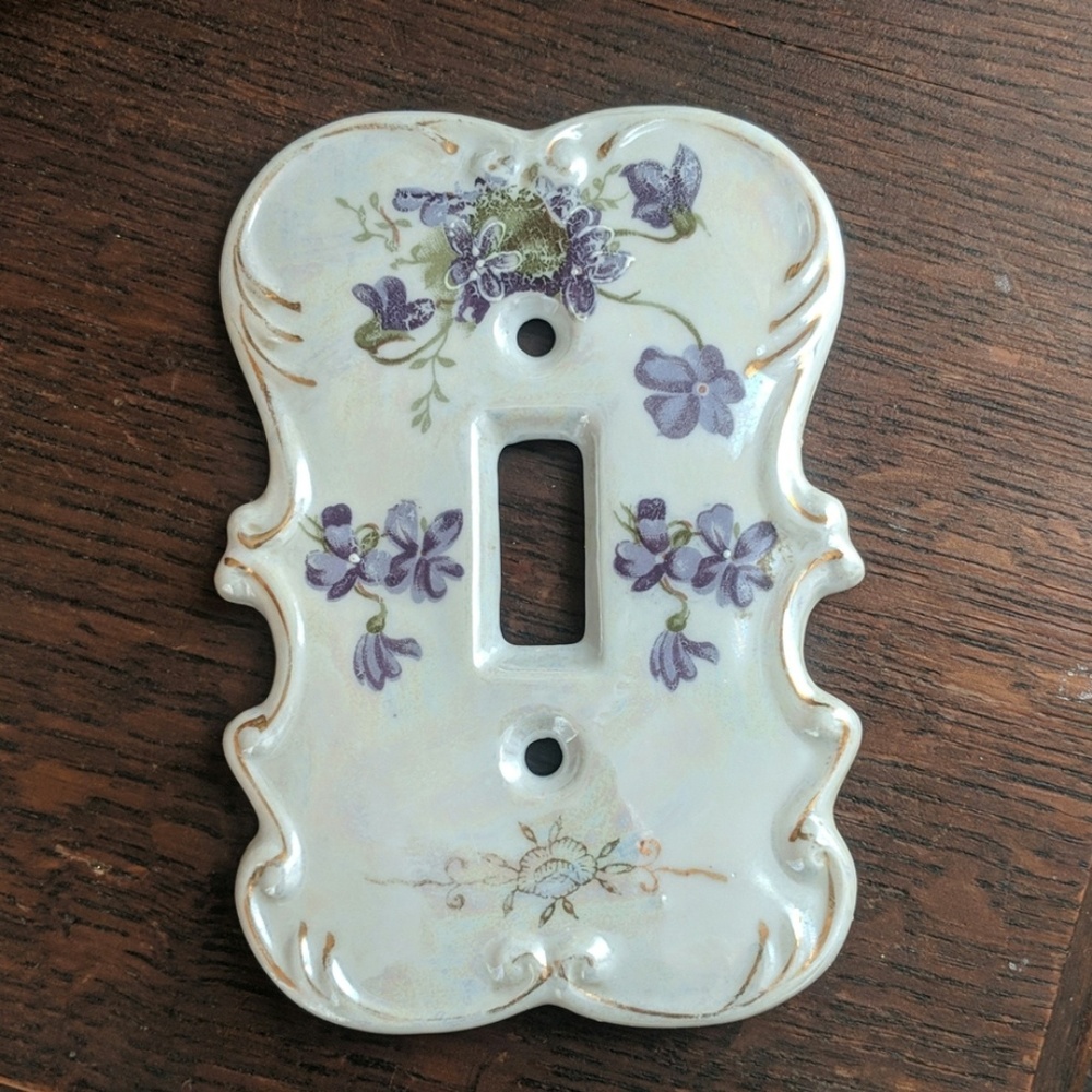 Vintage 1950s Porcelain Switch Plate Cover